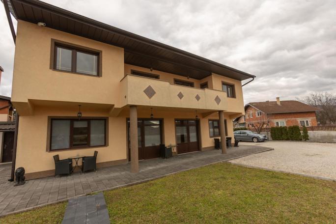 Pansion San Hotel Bihać Buitenkant foto
