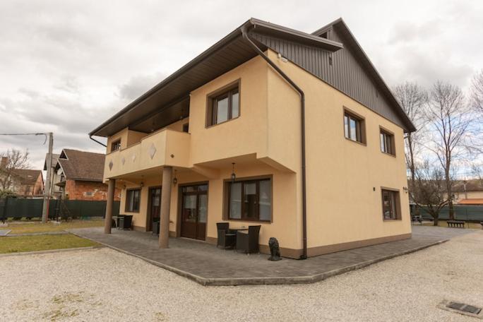 Pansion San Hotel Bihać Buitenkant foto