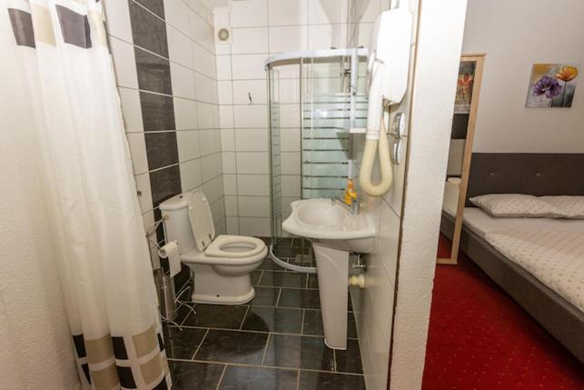 Pansion San Hotel Bihać Buitenkant foto